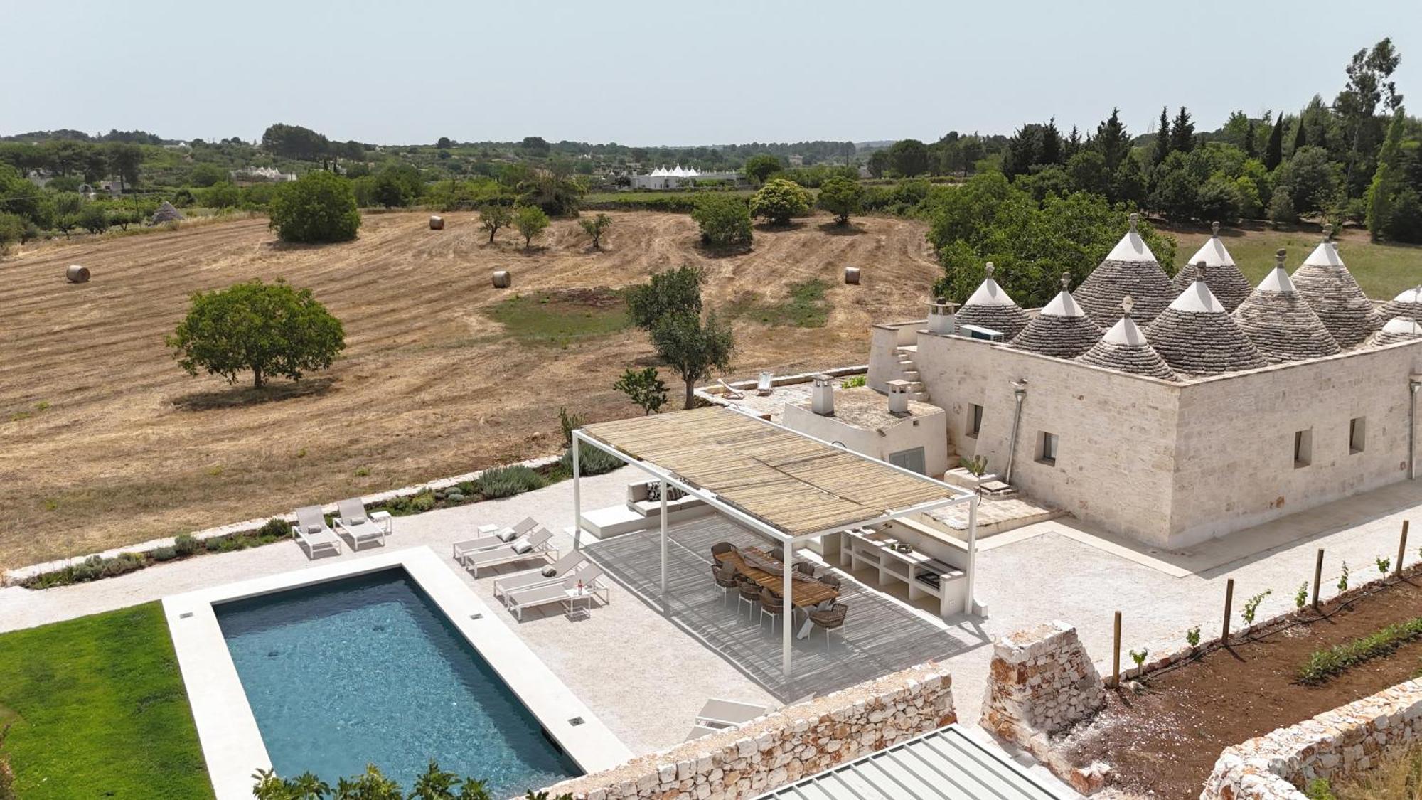 Villa Td I Coni Di Pinure Trulli With Scenic Valley View à Martina Franca Extérieur photo