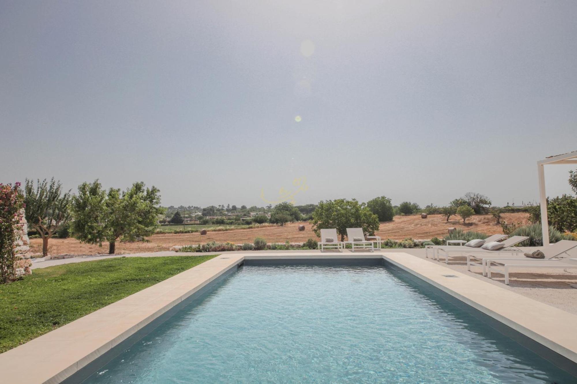 Villa Td I Coni Di Pinure Trulli With Scenic Valley View à Martina Franca Extérieur photo